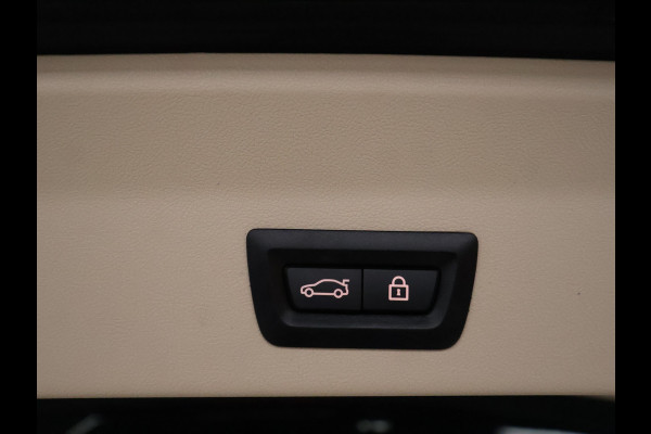 BMW X3 xDrive30e High Executive [SCHUIFKANTELDAK, APPLE CARPLAY, ANDROID, TREKHAAK, ADAPTIVE LED, STOELVERWARMING, VOL LEDER, DIGITAL DASH, ELEKTRISCHE ACHTERKLEP, GROOT NAVIGATIE, PDC V+A, CRUISE CONTROL, CLIMATE CONTROL,