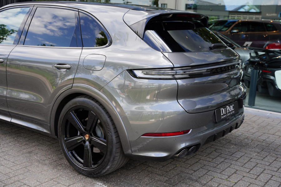 Porsche Cayenne 3.0 E-Hybrid Black Edition / Sportdesign Pakket / Sportuilaat