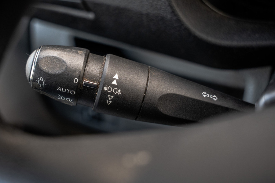 Opel Vivaro 1.5 L2H1 | 3-Zits | Carplay | Cruise | PDC | Airco