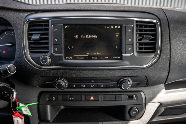 Opel Vivaro 1.5 L2H1 | 3-Zits | Carplay | Cruise | PDC | Airco