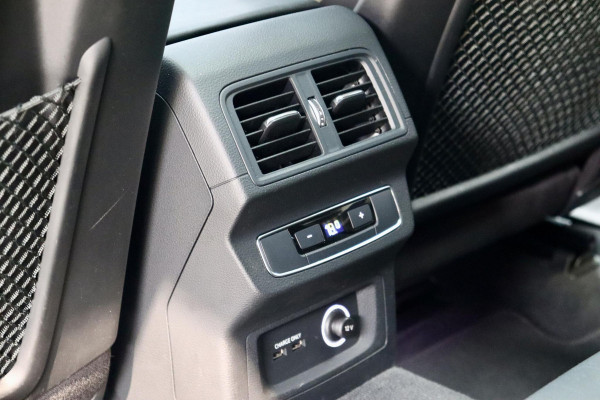 Audi Q5 55 TFSI e Quattro Comp. PANO|Luchtv|TrkHK|Acc