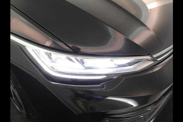 Volkswagen Golf Life Edition 1.5 eHybrid 204 PK | 18 "LM velgen | Stoel & Stuurverwarming | Camera |