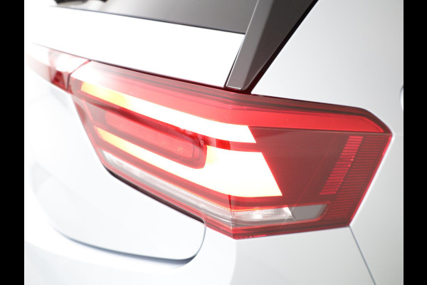 Volkswagen ID.3 Life 50 kWh accu 125 kW / 170 PK Hatchback Elektri Achteruitrijcamera | Carplay