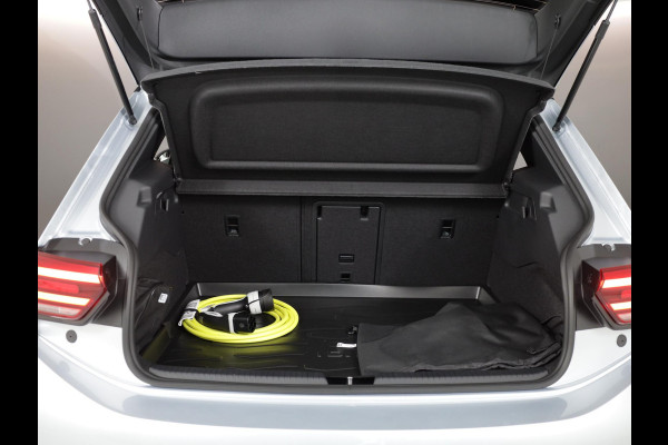 Volkswagen ID.3 Life 50 kWh accu 125 kW / 170 PK Hatchback Elektri Achteruitrijcamera | Carplay