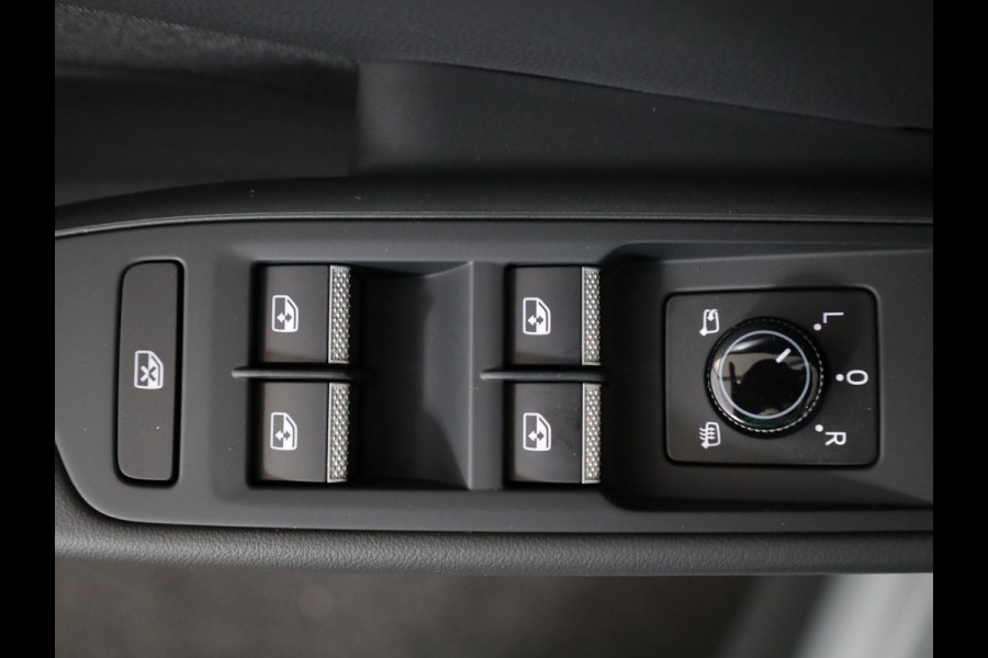 Volkswagen ID.3 Life 50 kWh accu 125 kW / 170 PK Hatchback Elektri Achteruitrijcamera | Carplay