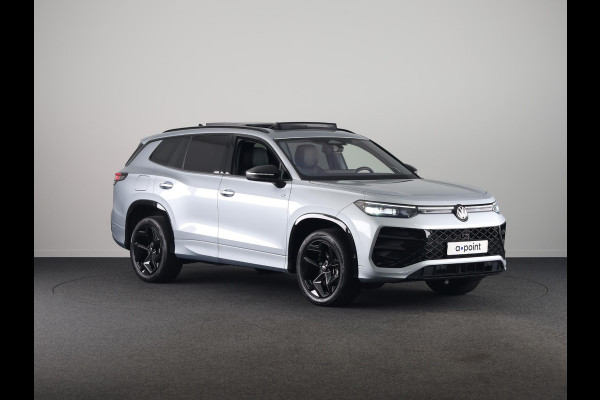 Volkswagen Tayron R-Line Edition 1.5 eHybrid 150 kW / 204 PK SUV 6 v Panoramadak | 360 camera | Head Up Display