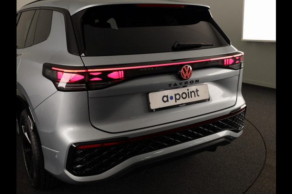 Volkswagen Tayron R-Line Edition 1.5 eHybrid 150 kW / 204 PK SUV 6 v Panoramadak | 360 camera | Head Up Display