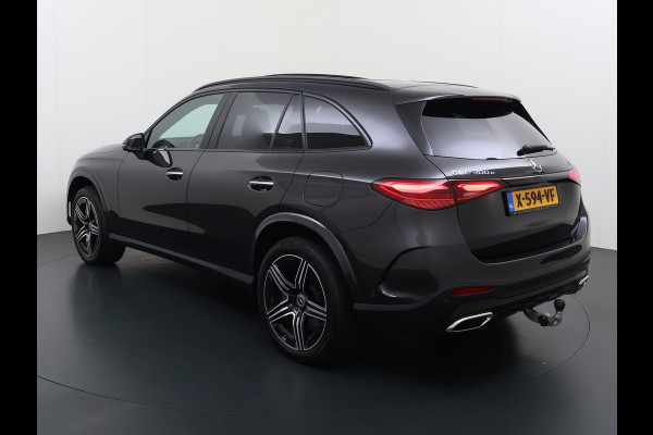 Mercedes-Benz GLC 300e AMG 4Matic // SoH 93% // Panorama dak // Trekhaak // Burmester // Headup // Memory Stoelen // Distronic // 360 Camera