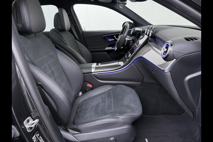 Mercedes-Benz GLC 300e AMG 4Matic // SoH 93% // Panorama dak // Trekhaak // Burmester // Headup // Memory Stoelen // Distronic // 360 Camera