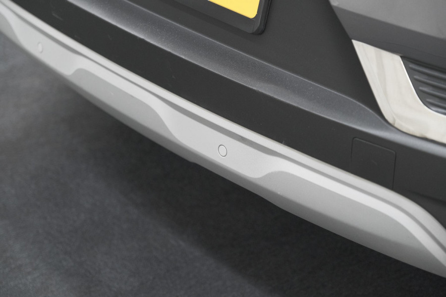 Renault Captur 1.6 E-Tech plug-in hybrid 160 techno | Dodehoekdetectie | Adaptieve Cruise Control | Camera | Navigatie | Apple Carplay