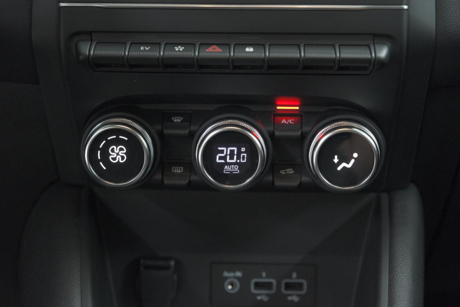 Renault Captur 1.6 E-Tech plug-in hybrid 160 techno | Dodehoekdetectie | Adaptieve Cruise Control | Camera | Navigatie | Apple Carplay