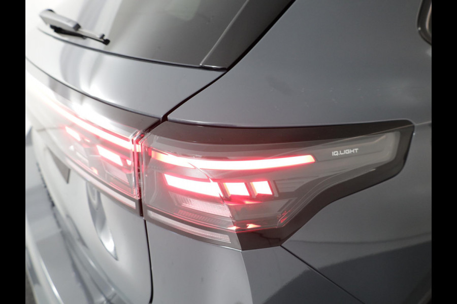 Volkswagen Tiguan R-Line Edition 1.5 eHybrid 150 kW / 204 PK SUV 6 v Head-Up Display | Panoramadak | Stoelverwarming