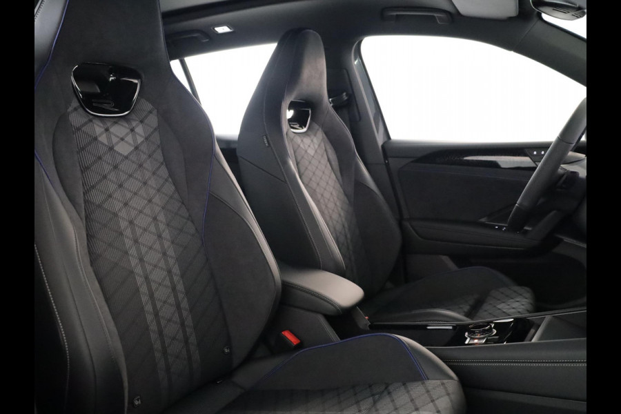 Volkswagen Tiguan R-Line Edition 1.5 eHybrid 150 kW / 204 PK SUV 6 v Head-Up Display | Panoramadak | Stoelverwarming
