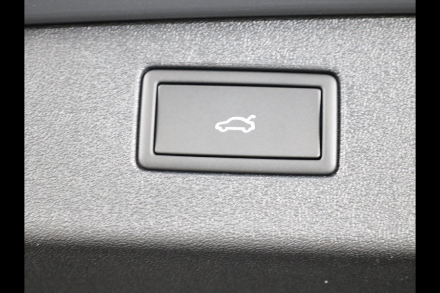 Volkswagen Tiguan R-Line Edition 1.5 eHybrid 150 kW / 204 PK SUV 6 v Head-Up Display | Panoramadak | Stoelverwarming