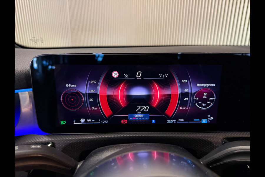 Mercedes-Benz A-Klasse 180 Progressive-NIGHT-PANORAMA-CAMERA-DODEHOEK-KEYLESS-SFEER