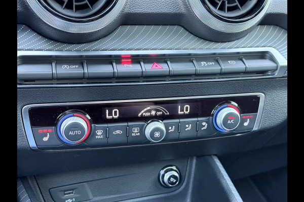 Audi Q2 35 TFSI S Edition Pano/Sonos/Camera/Sfeer
