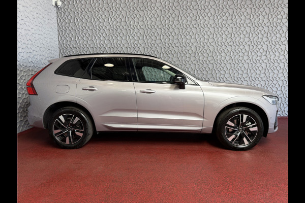 Volvo XC60 2.0 T8 455PK AWD PLUS DARK NIEUWE AUTO HARMAN KARDON 360.CAM STOEL/STUUR VERW LEER