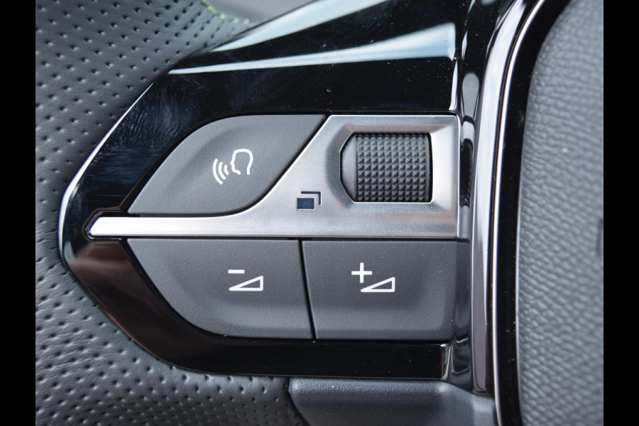Peugeot 208 1.2 Hybrid 145 e-DCS6 GT adaptief cruise control l stoel verwarming l navigatie l Apple Carplay/Android Auto