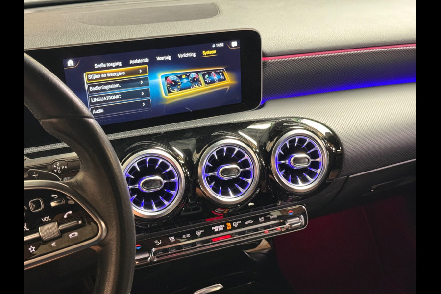 Mercedes-Benz A-Klasse 200 Advantage | Camera | Carplay | Sfeerverlichting | Parkeersensoren | NAP