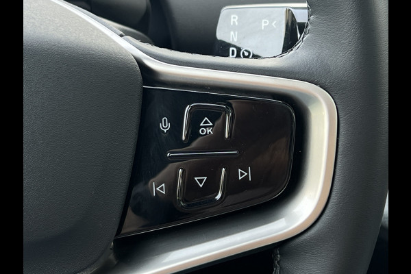 Volvo EX30 Single Motor Extended Range Ultra 69 kWh | 22 kW lader | Pano | Harman Kardon | 360 Camera 7 | Winter Pack