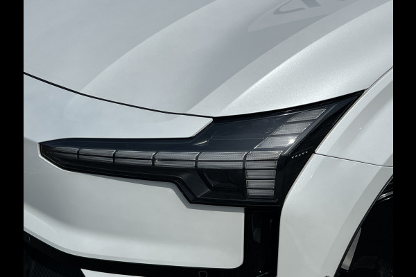 Volvo EX30 Single Motor Extended Range Ultra 69 kWh | 22 kW lader | Pano | Harman Kardon | 360 Camera 7 | Winter Pack