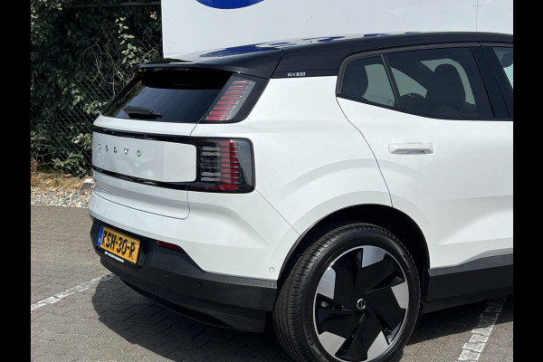 Volvo EX30 Single Motor Extended Range Ultra 69 kWh | 22 kW lader | Pano | Harman Kardon | 360 Camera 7 | Winter Pack
