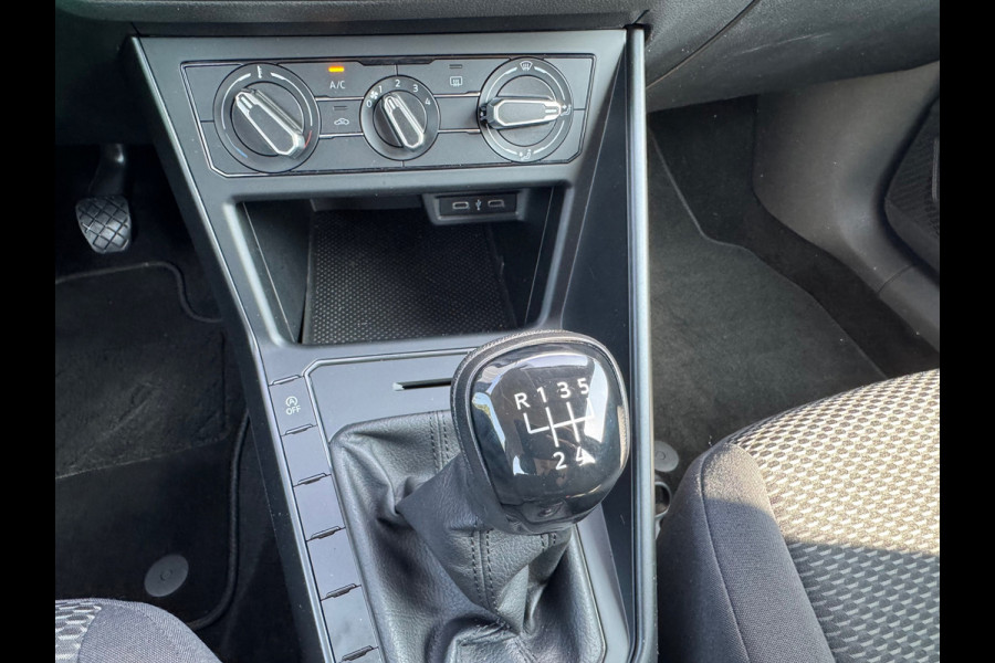 Volkswagen Polo 1.0 MPI Polo * Carplay * Airco * Multifunctioneel Stuur * Metallic *