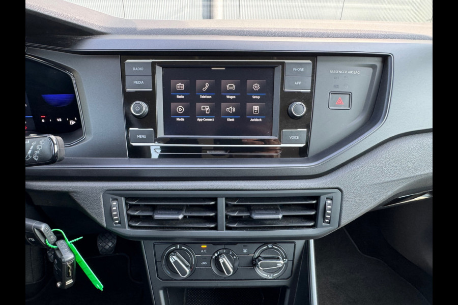 Volkswagen Polo 1.0 MPI Polo * Carplay * Airco * Multifunctioneel Stuur * Metallic *