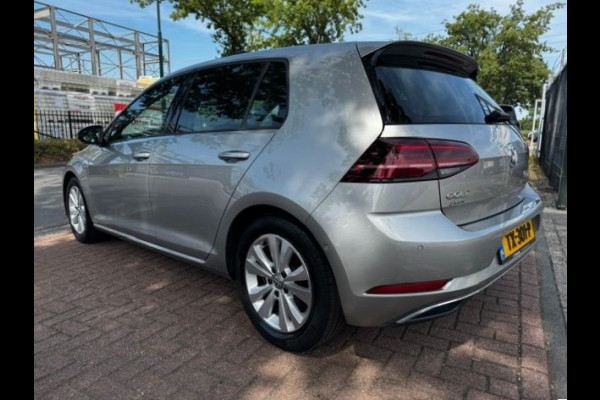 Volkswagen Golf 1.5 TSI 130pk 5deurs Comfortline Business Automaat Airco/ECC,Navi,Panoramadak,Virtueel Cockpit