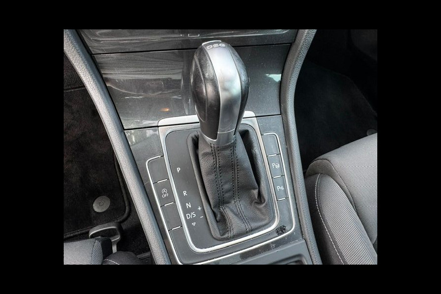 Volkswagen Golf 1.5 TSI 130pk 5deurs Comfortline Business Automaat Airco/ECC,Navi,Panoramadak,Virtueel Cockpit