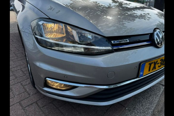 Volkswagen Golf 1.5 TSI 130pk 5deurs Comfortline Business Automaat Airco/ECC,Navi,Panoramadak,Virtueel Cockpit