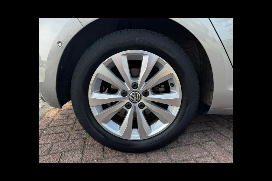 Volkswagen Golf 1.5 TSI 130pk 5deurs Comfortline Business Automaat Airco/ECC,Navi,Panoramadak,Virtueel Cockpit