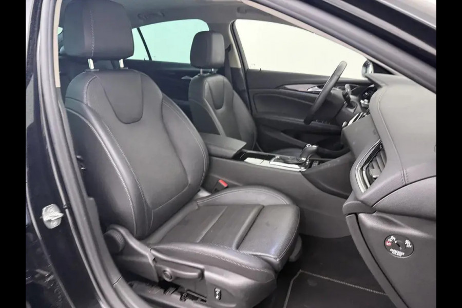 Opel Insignia Grand Sport 1.5 Turbo Exclusive - Automaat - Leder - Schuifdak - Navi - Org.NL