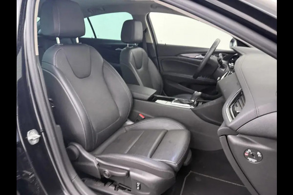 Opel Insignia Grand Sport 1.5 Turbo Exclusive - Automaat - Leder - Schuifdak - Navi - Org.NL