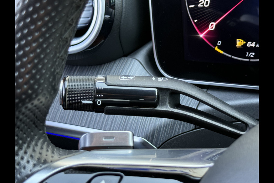 Mercedes-Benz C-Klasse 180 AMG Line | CarPlay | Camera | DAB+ | Bicolor | LED
