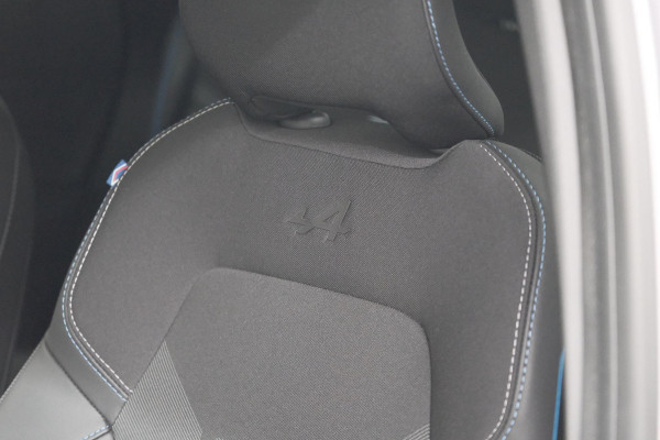 Renault Captur 1.8 E-Tech full hybrid 160 esprit Alpine | 360 Camera | Dodehoekdetectie | Adaptieve Cruise Control | Navigatie