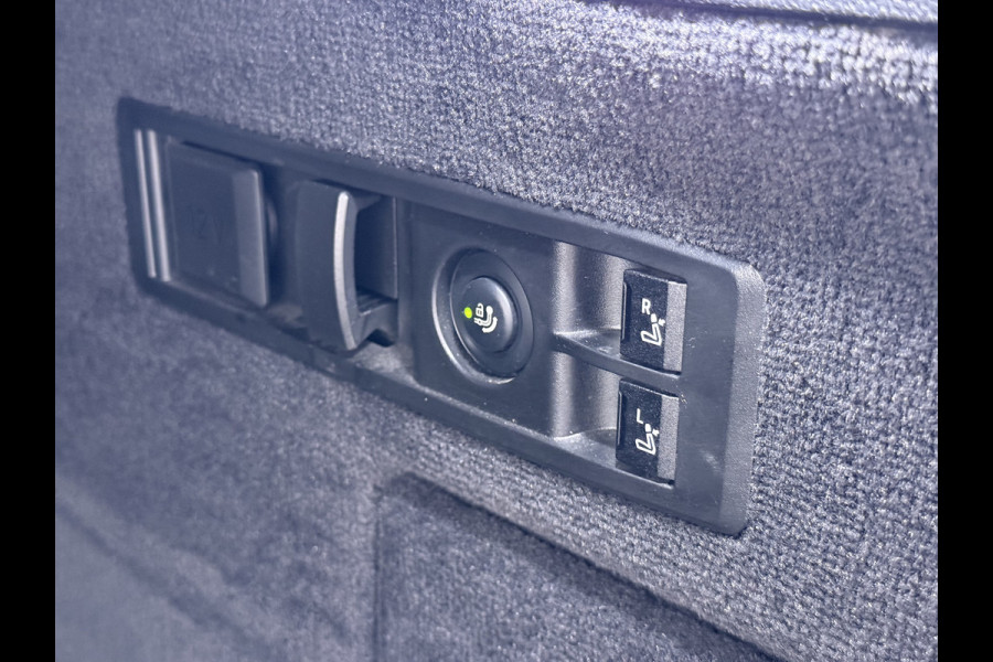 BMW iX xDrive40 327PK Executive SOH 99% Trekhaak 4-Zone Ecc Head-Up Display Camera Apple Carplay Stoelverwarming Elek.Stoelen+Stuur Elek.Achterklep Navi Ecc Bluetooth Led Lmv Pdc Live cockpit pro 2.500KG Trekgewicht Dealeronderhouden