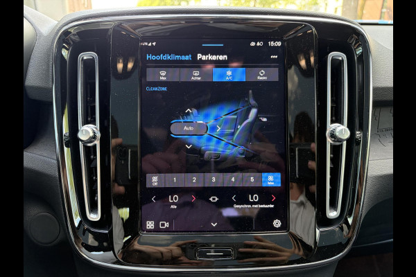 Volvo C40 Recharge Core 69 kWh SOH 100% | ACHTERUITRIJCAMERA | ADAPT. CRUISE CONTROL | PANORAMA DAK | 12 MND BOVAG GARANTIE