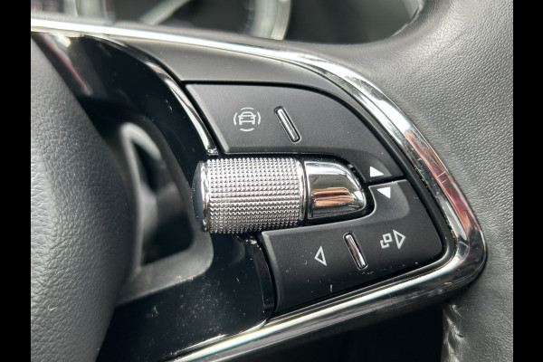 Škoda Superb Combi BWJ 12-2020 | 1.4TSI iV 218PK SPORT BUS. AUTOMAAT | CLIMA | STOELVERW | SPORTSTOELEN | PRIVACY GLASS | CARPLAY | NAVI | CAMERA A |