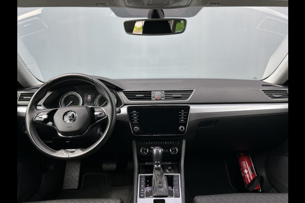 Škoda Superb Combi BWJ 12-2020 | 1.4TSI iV 218PK SPORT BUS. AUTOMAAT | CLIMA | STOELVERW | SPORTSTOELEN | PRIVACY GLASS | CARPLAY | NAVI | CAMERA A |