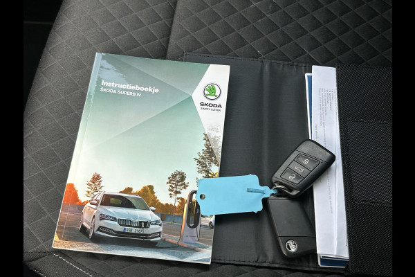 Škoda Superb Combi BWJ 12-2020 | 1.4TSI iV 218PK SPORT BUS. AUTOMAAT | CLIMA | STOELVERW | SPORTSTOELEN | PRIVACY GLASS | CARPLAY | NAVI | CAMERA A |