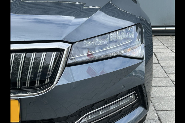 Škoda Superb Combi BWJ 12-2020 | 1.4TSI iV 218PK SPORT BUS. AUTOMAAT | CLIMA | STOELVERW | SPORTSTOELEN | PRIVACY GLASS | CARPLAY | NAVI | CAMERA A |