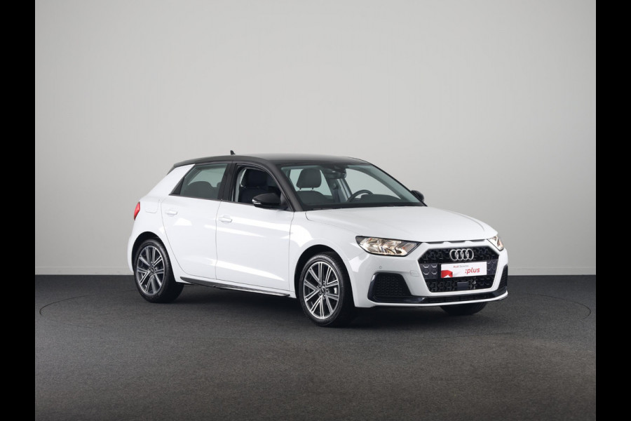 Audi A1 Sportback Advanced edition 25 TFSI 95 pk | Parkeerhulp plus | Automatische airco | Inklapbare buitenspiegels | Dak in contrast kleur |