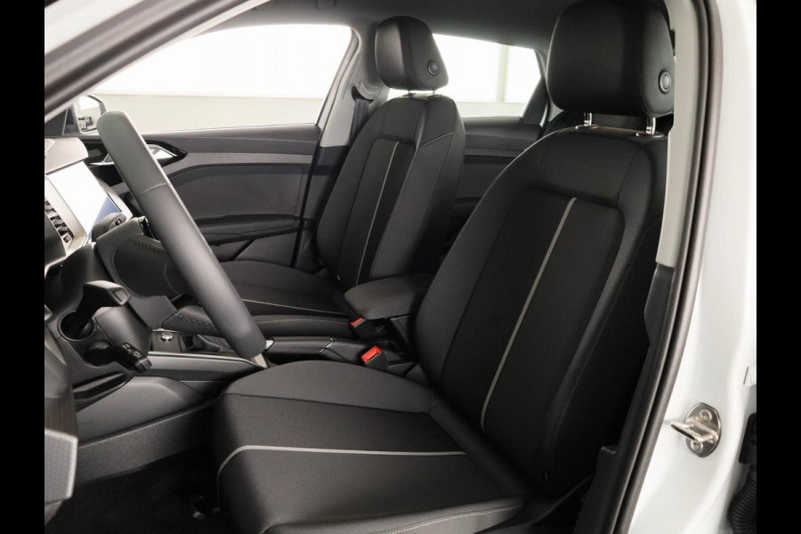 Audi A1 Sportback Advanced edition 25 TFSI 95 pk | Parkeerhulp plus | Automatische airco | Inklapbare buitenspiegels | Dak in contrast kleur |