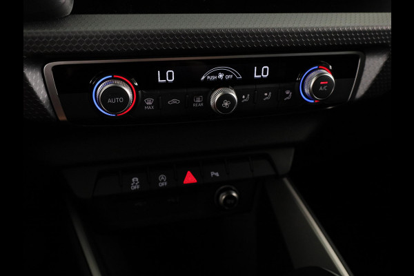 Audi A1 Sportback Advanced edition 25 TFSI 95 pk | Parkeerhulp plus | Automatische airco | Inklapbare buitenspiegels | Dak in contrast kleur |