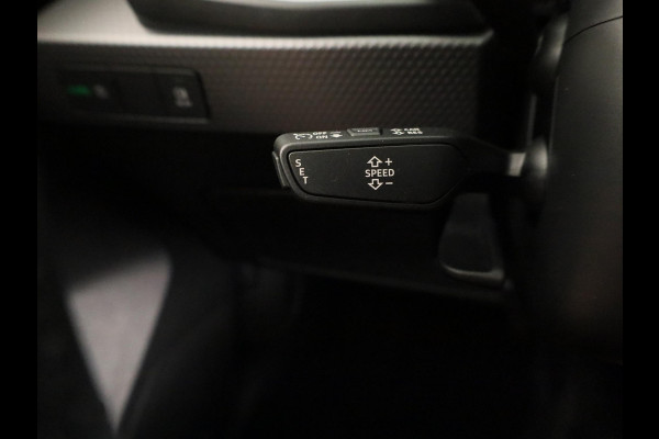 Audi A1 Sportback Advanced edition 25 TFSI 95 pk | Parkeerhulp plus | Automatische airco | Inklapbare buitenspiegels | Dak in contrast kleur |