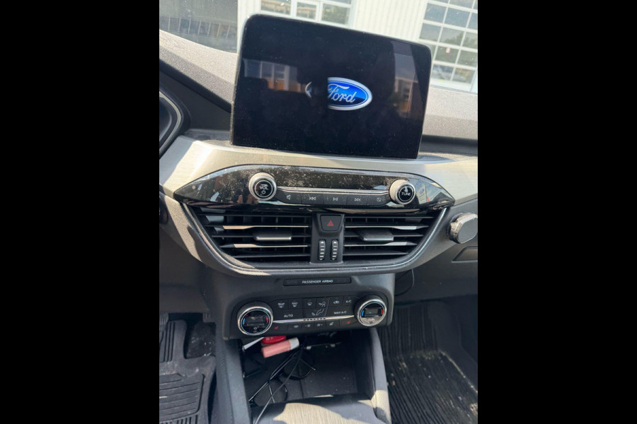 Ford Kuga 2.5 PHEV Titanium 225pk | Winterpack | Cruise Control | 1.500kg Trekgewicht