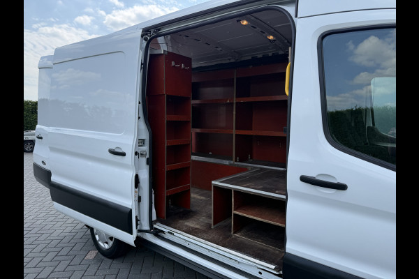 Ford Transit 2.0 TDCI TREND / L2H2 / 1e EIG. / INRICHTING / TREKHAAK / 3-ZITS / CRUISE / NAVI / CAMERA