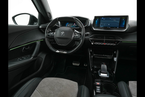 Peugeot e-2008 EV GT Pack 50 kWh [3-Fase-11kW] {SoH-88%} (INCL.BTW) *PANO | DIGI-COCKPIT | FULL-LED | BLIS | KEYLESS | LEATHER-MICROFIBRE | CAMERA | CARPLAY | CCS-FASTLOADER | DAB+ | NAVI-FULLMAP | ECC | PDC | SPORT-SEATS | AMBIENT-LIGHT | PRIVACY-