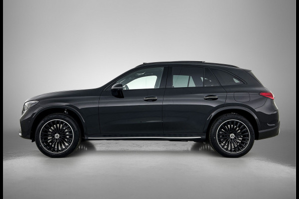 Mercedes-Benz GLC 400e 4MATIC Business Solution AMG | Premium Plus | Winterpakket | Nightpakket | Rijassistentiepakket Plus | Trekhaak | 360° camera | Aanhangwagenassistent | Treeplanken in aluminiumlook | Dash cam | Burmester® 3D surround sound systeem | Panoramaschuifdak | 20" multispaaks lichtmetalen AMG velgen |